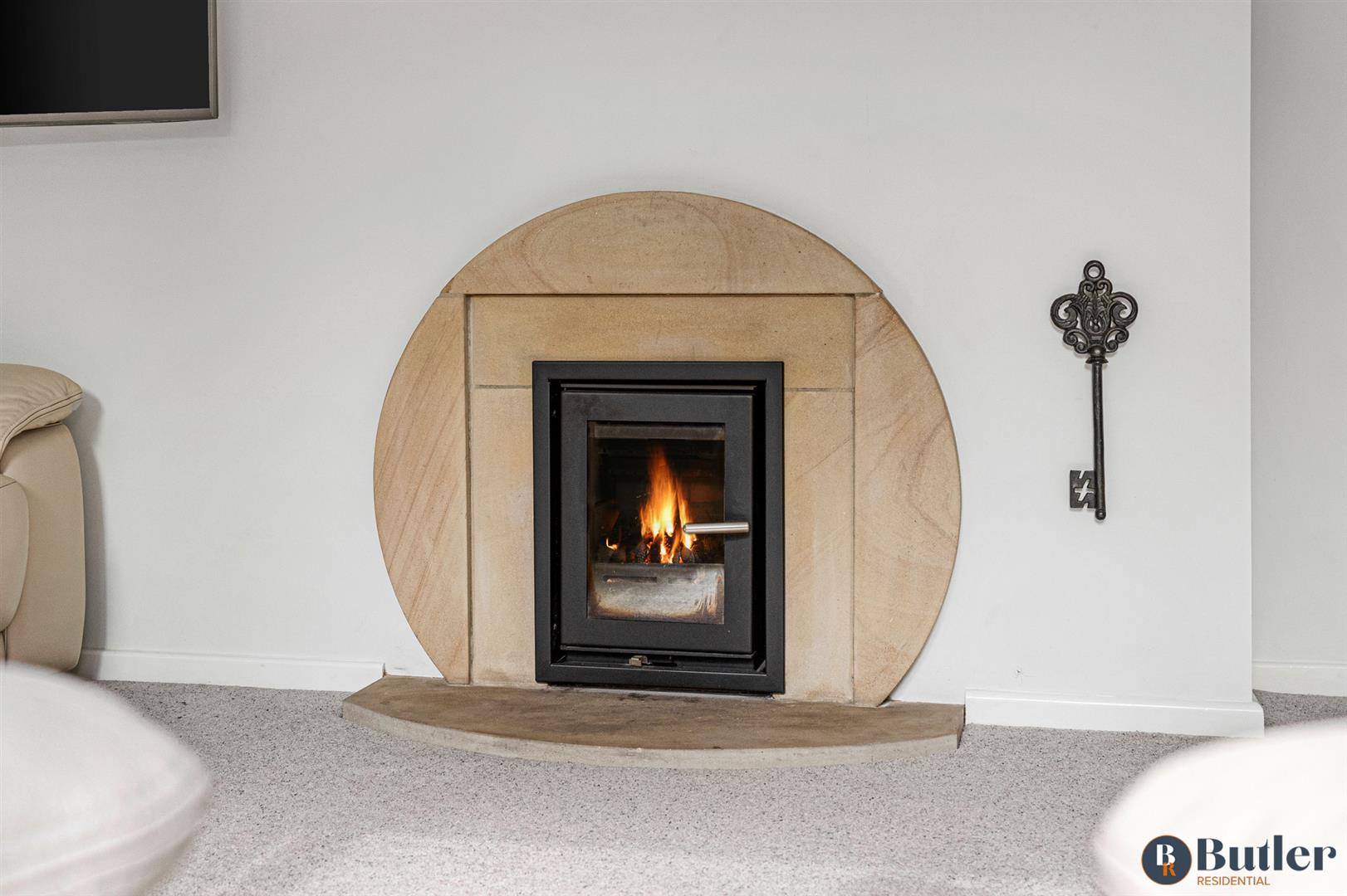 4 bed detached house for sale in Garden Field, Stevenage 8