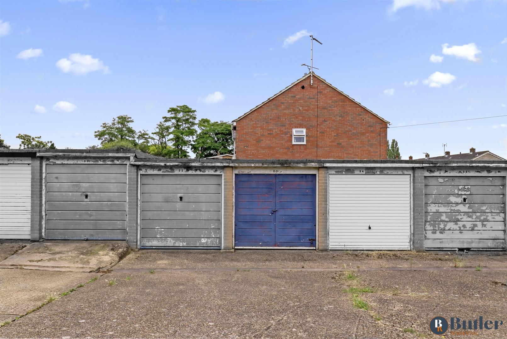 3 bed semi-detached house for sale in Mead Close, Stevenage  - Property Image 23