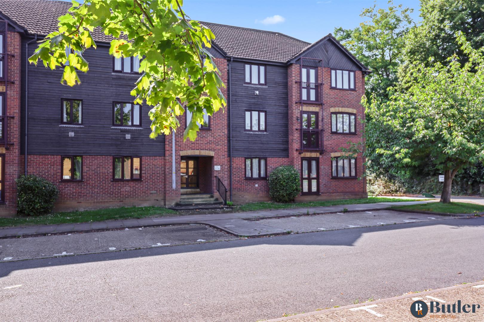 2 bed flat for sale in Tippett Court, Stevenage  - Property Image 1