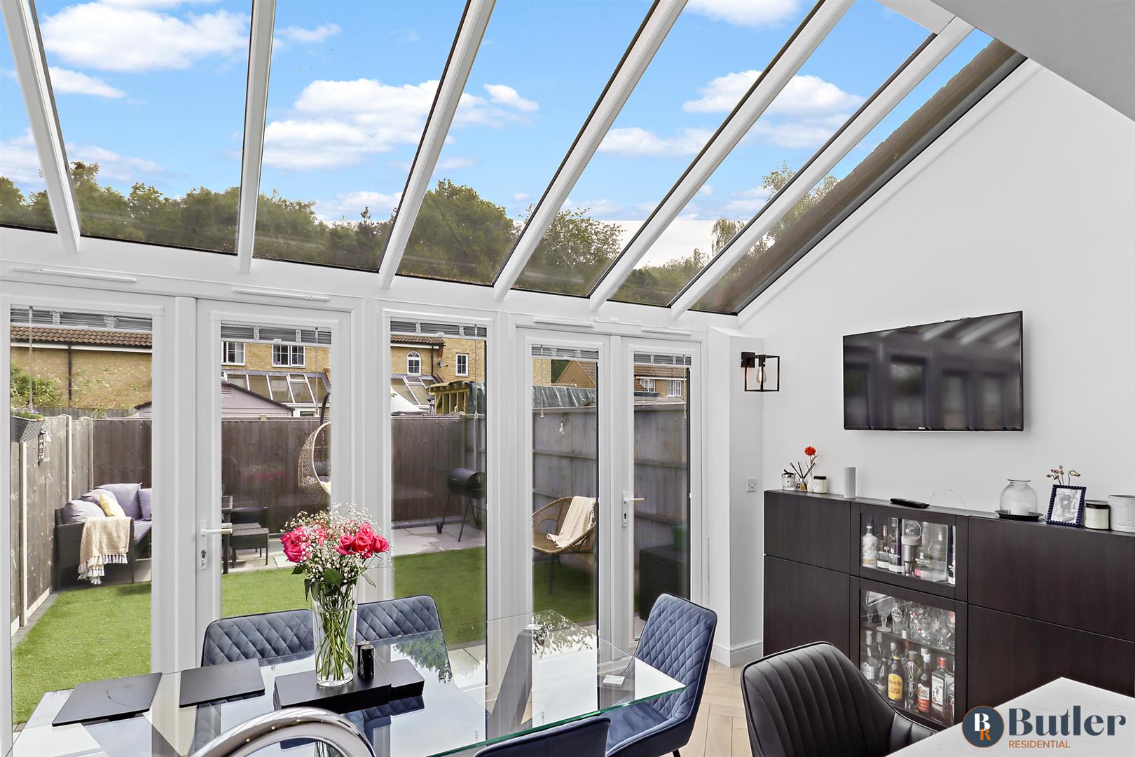 3 bed terraced house for sale in Cleveland Way, Stevenage 18