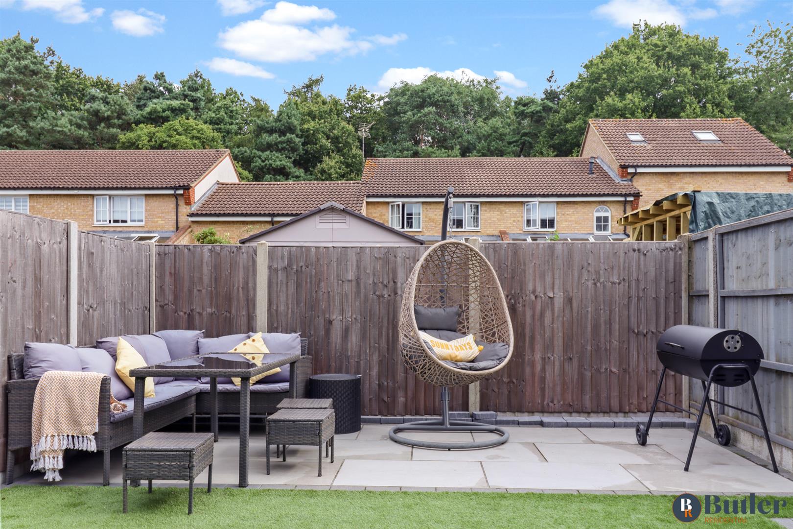 3 bed terraced house for sale in Cleveland Way, Stevenage  - Property Image 36