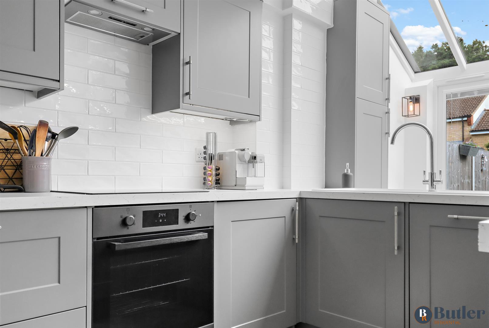 3 bed terraced house for sale in Cleveland Way, Stevenage 4