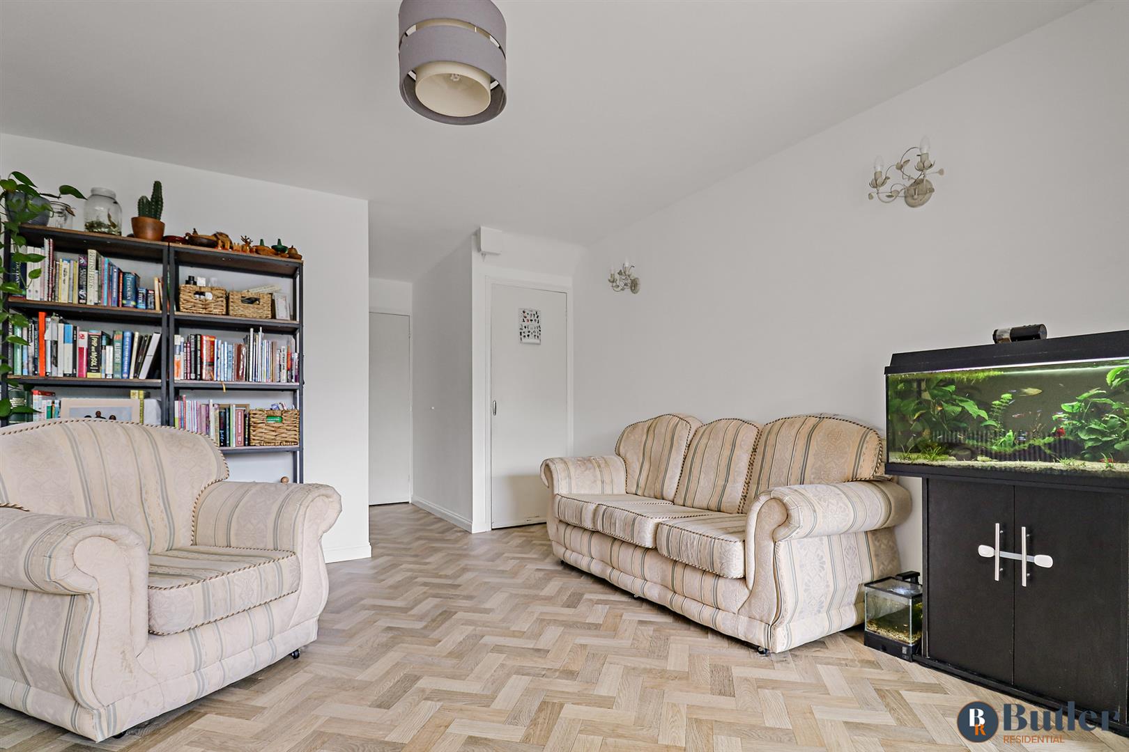 2 bed end of terrace house for sale in The Pastures, Stevenage  - Property Image 4