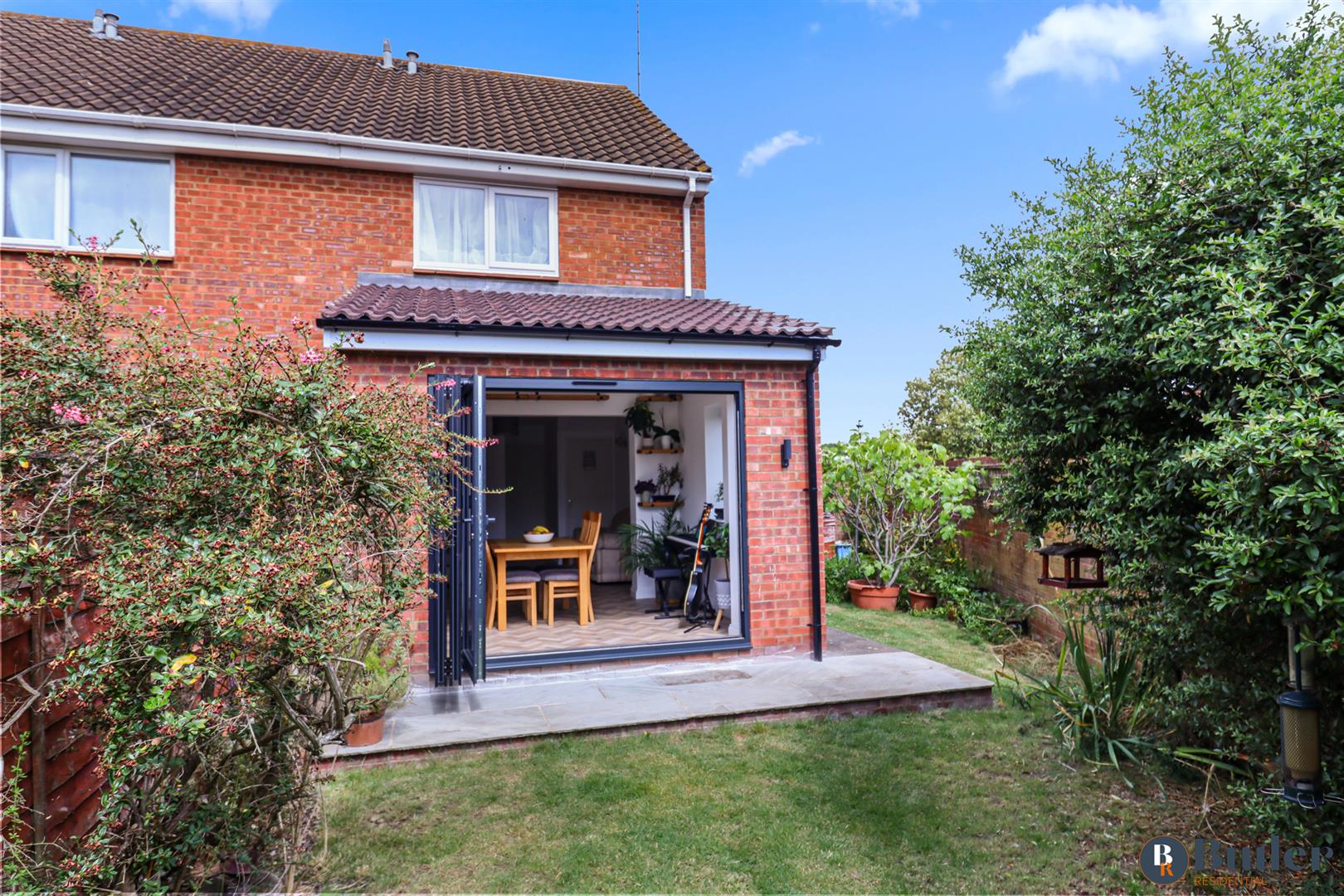 2 bed end of terrace house for sale in The Pastures, Stevenage  - Property Image 25