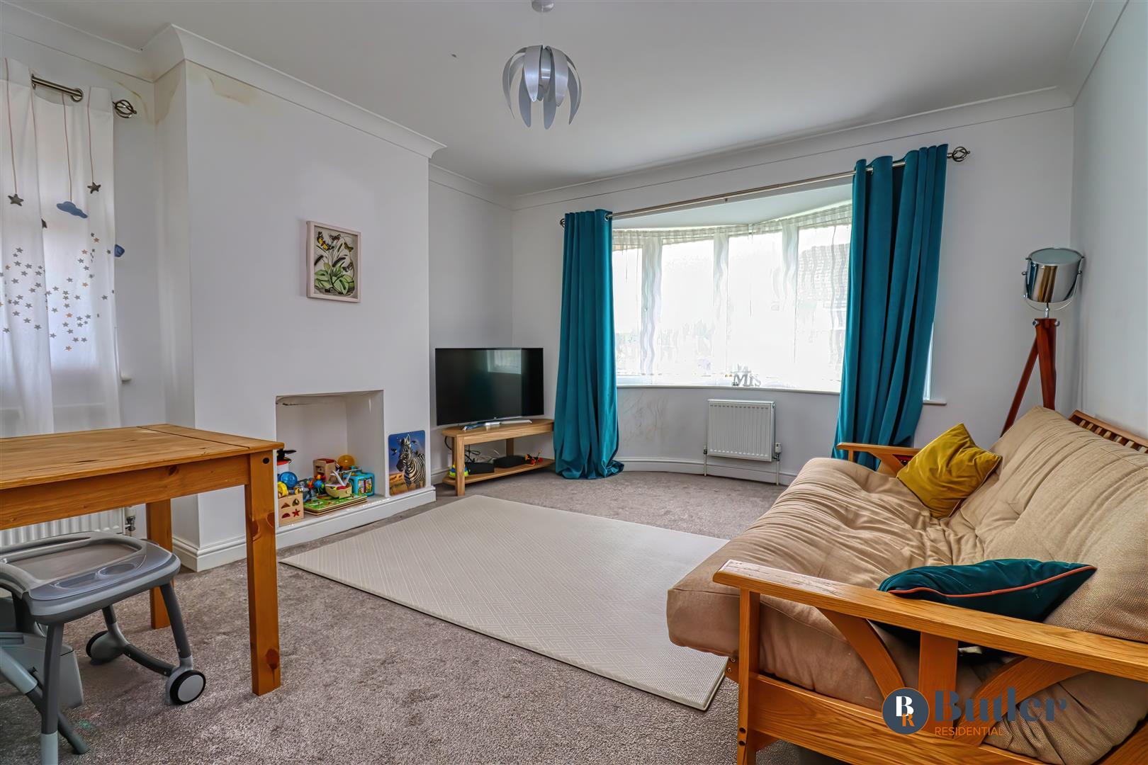 2 bed semi-detached bungalow for sale in Greenfield Avenue, Kettering  - Property Image 3