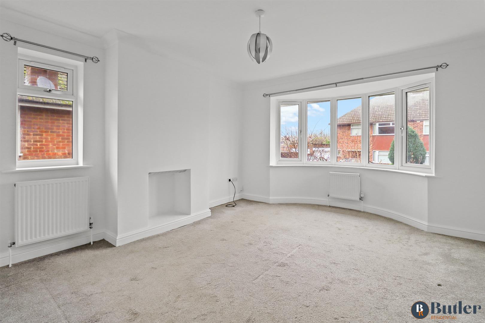 2 bed semi-detached bungalow for sale in Greenfield Avenue, Kettering 1