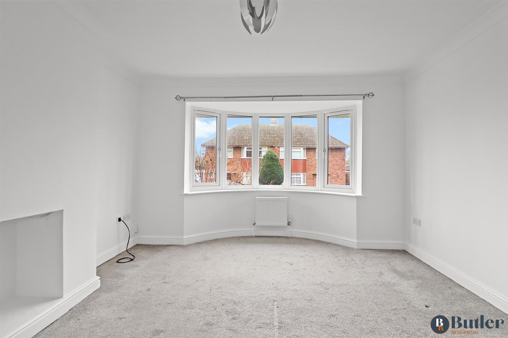 2 bed semi-detached bungalow for sale in Greenfield Avenue, Kettering 2