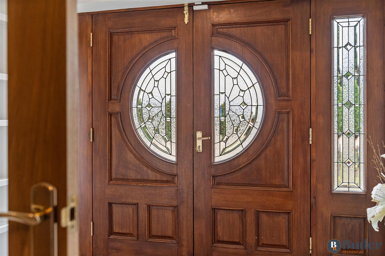 4 bed detached bungalow for sale in Meadow Green End, Landbeach 5