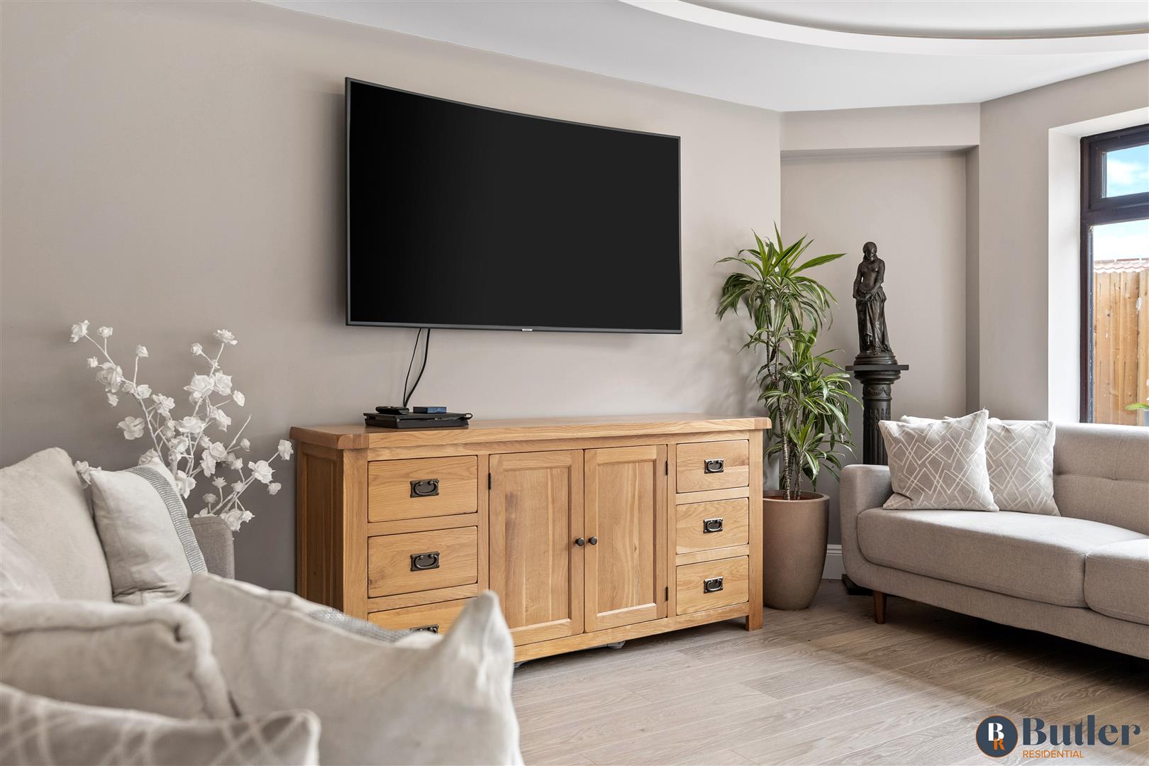 4 bed detached bungalow for sale in Meadow Green End, Landbeach 32