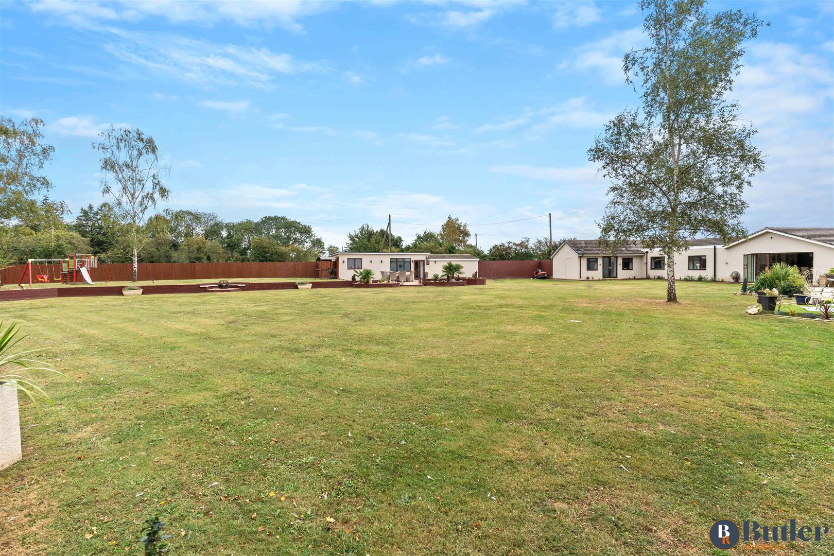 4 bed detached bungalow for sale in Meadow Green End, Landbeach  - Property Image 98