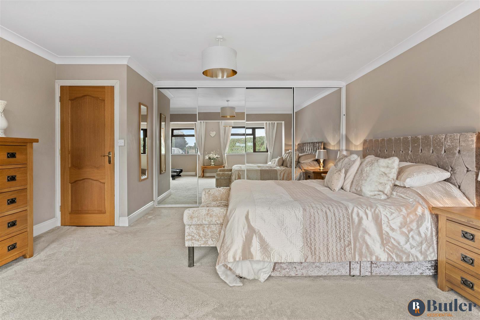 4 bed detached bungalow for sale in Meadow Green End, Landbeach 64