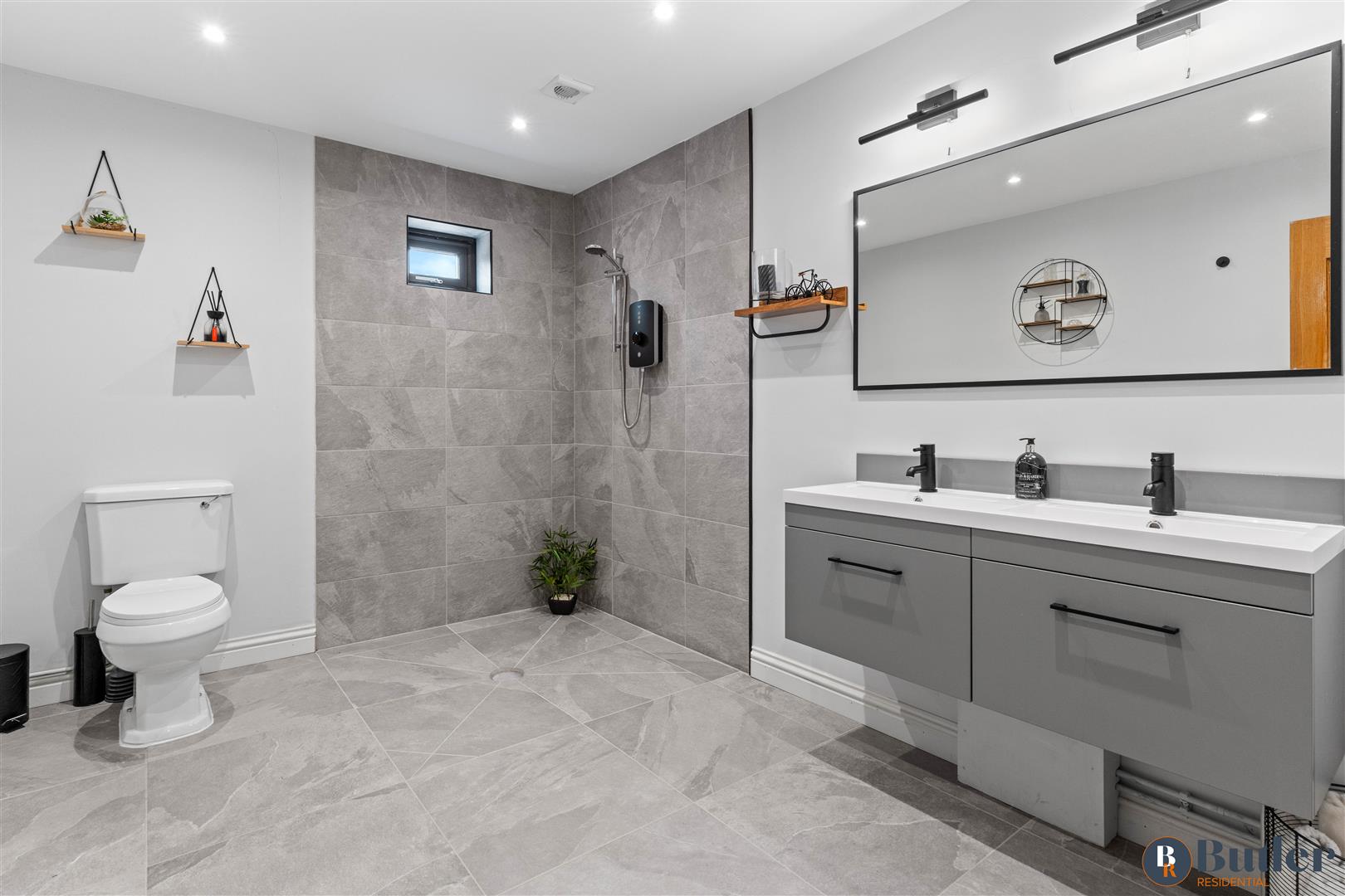 4 bed detached bungalow for sale in Meadow Green End, Landbeach 58