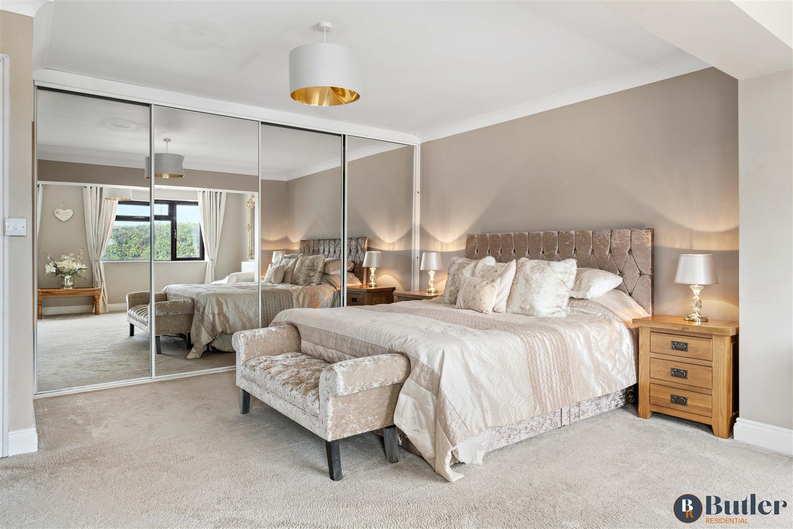 4 bed detached bungalow for sale in Meadow Green End, Landbeach 62