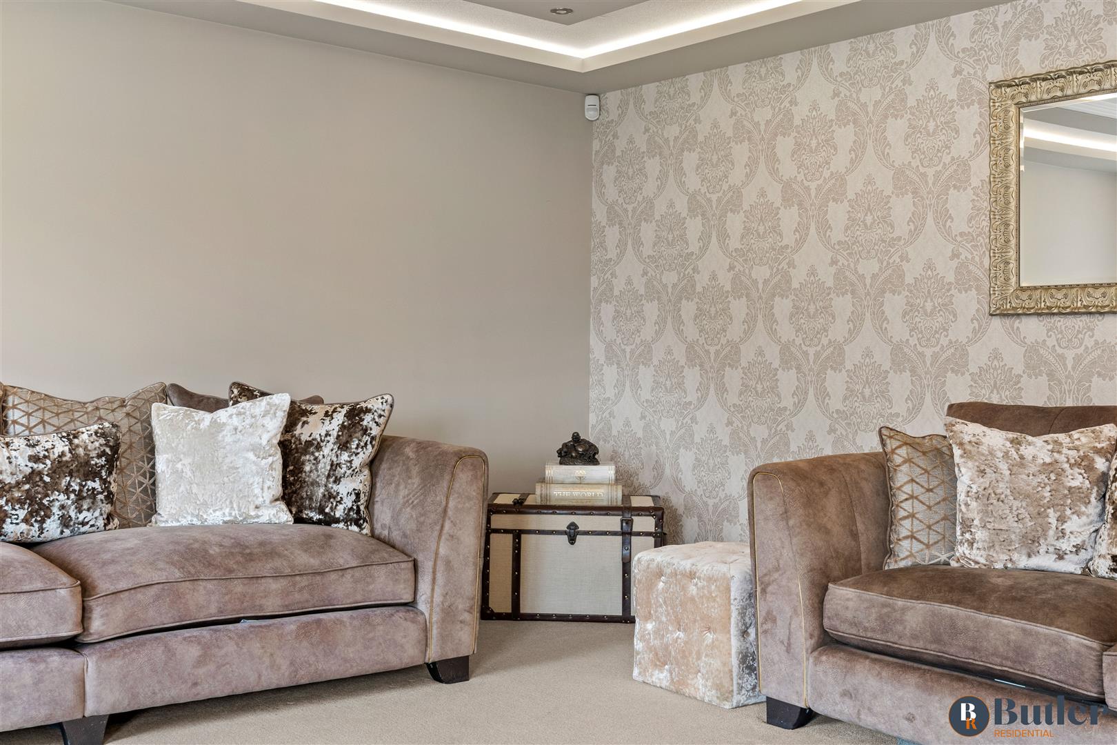 4 bed detached bungalow for sale in Meadow Green End, Landbeach 12