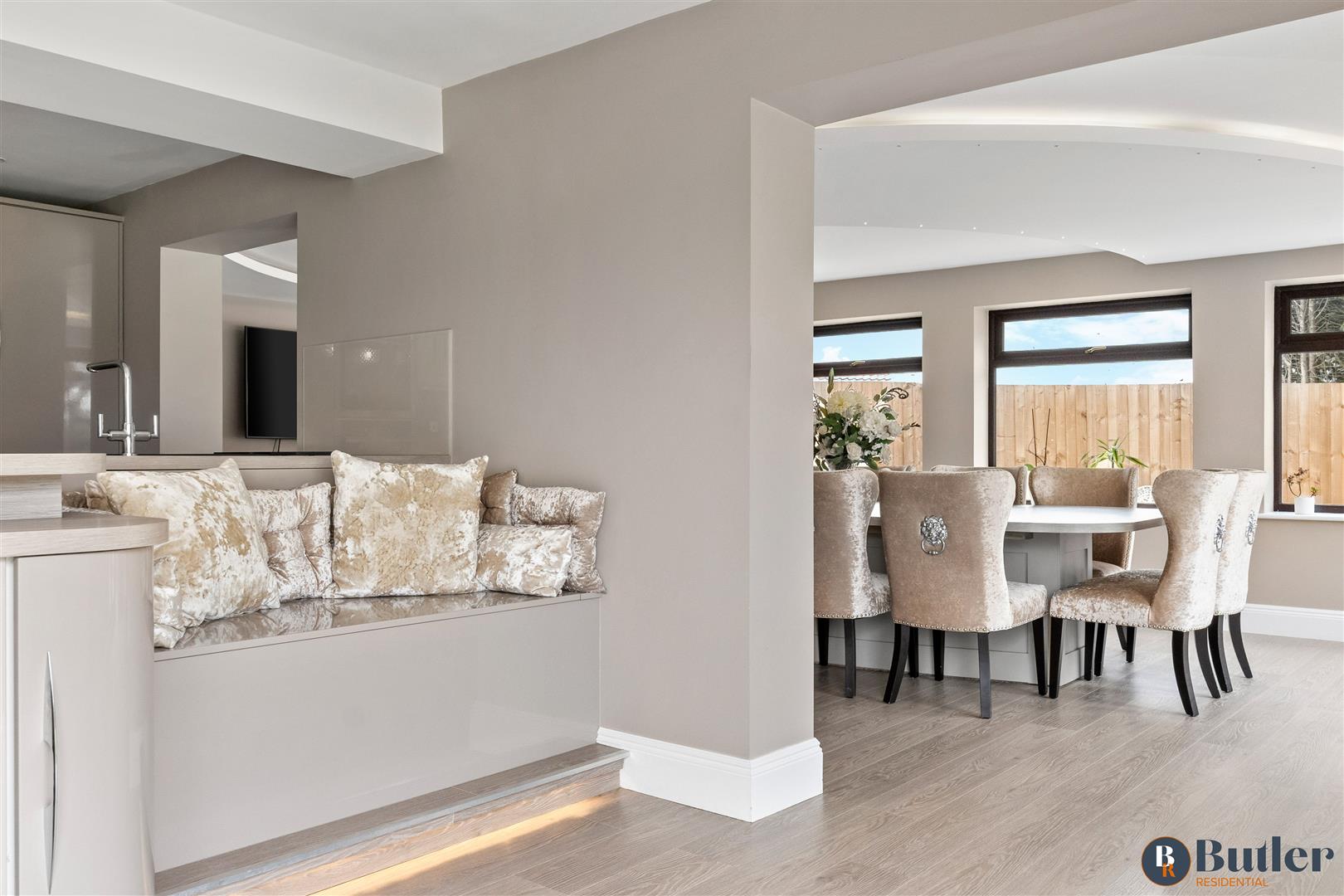 4 bed detached bungalow for sale in Meadow Green End, Landbeach 25