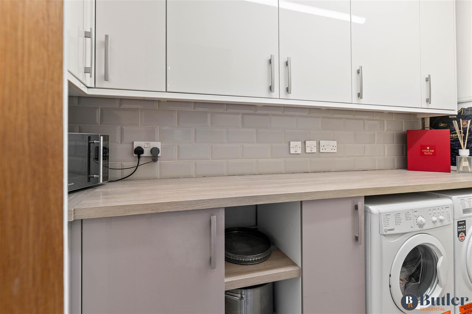 4 bed detached bungalow for sale in Meadow Green End, Landbeach 33