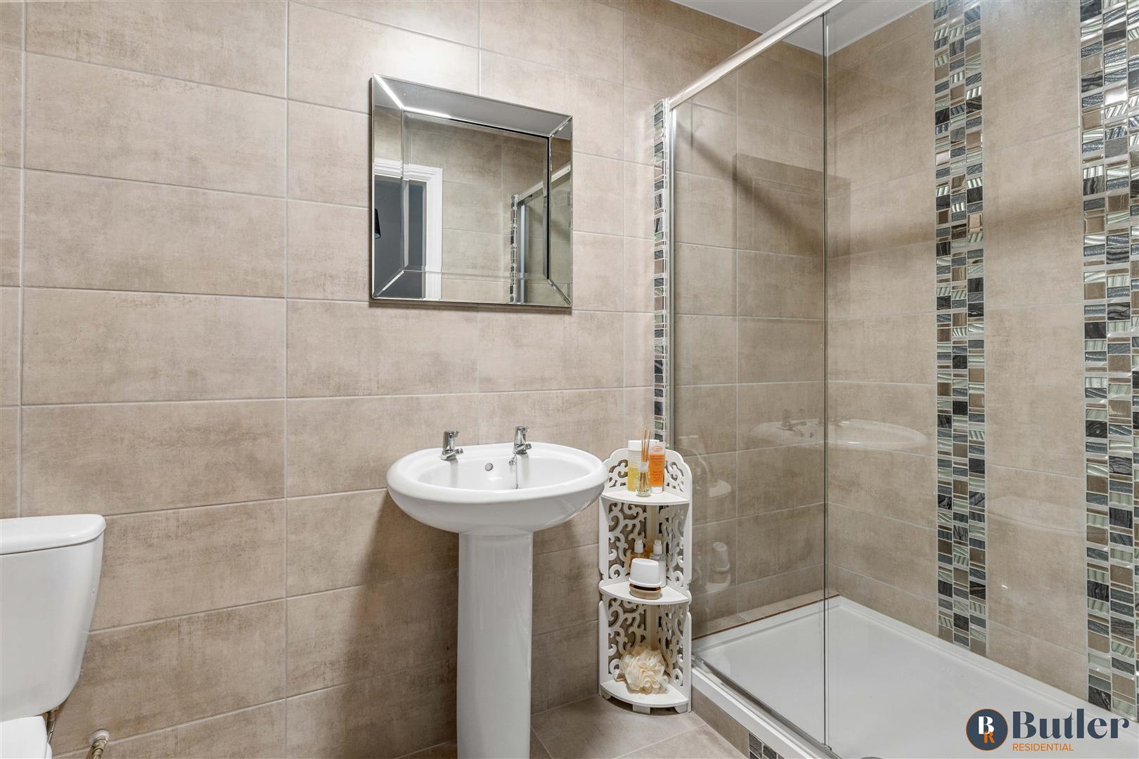 4 bed detached bungalow for sale in Meadow Green End, Landbeach 77