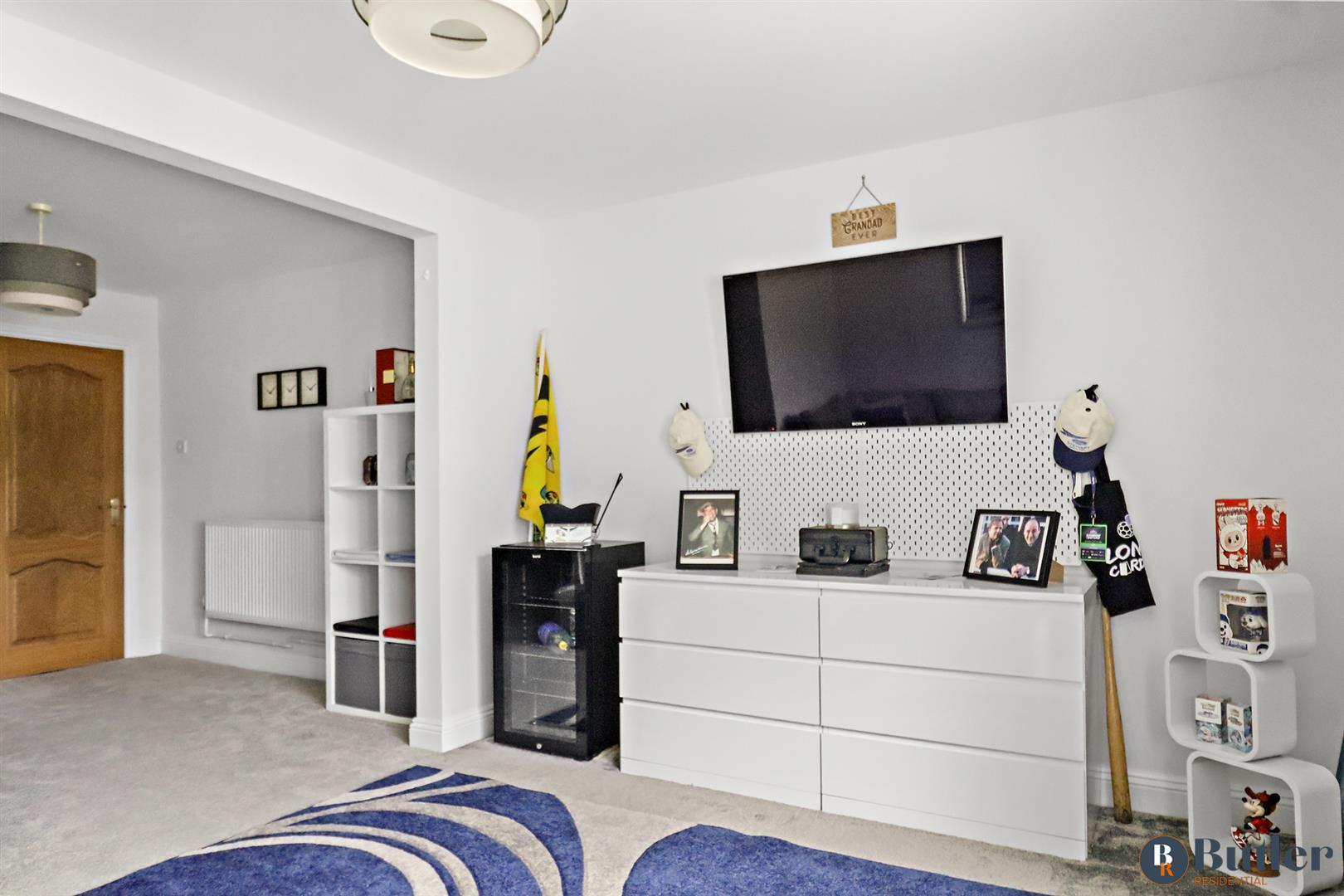 4 bed detached bungalow for sale in Meadow Green End, Landbeach 38