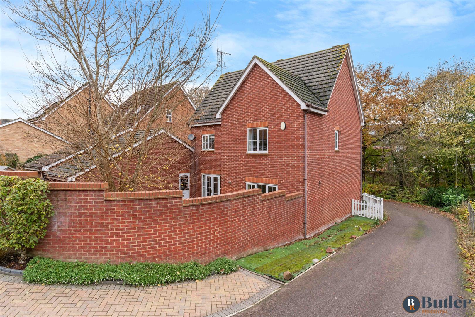 5 bed detached house for sale in Quantock Close, Stevenage  - Property Image 47