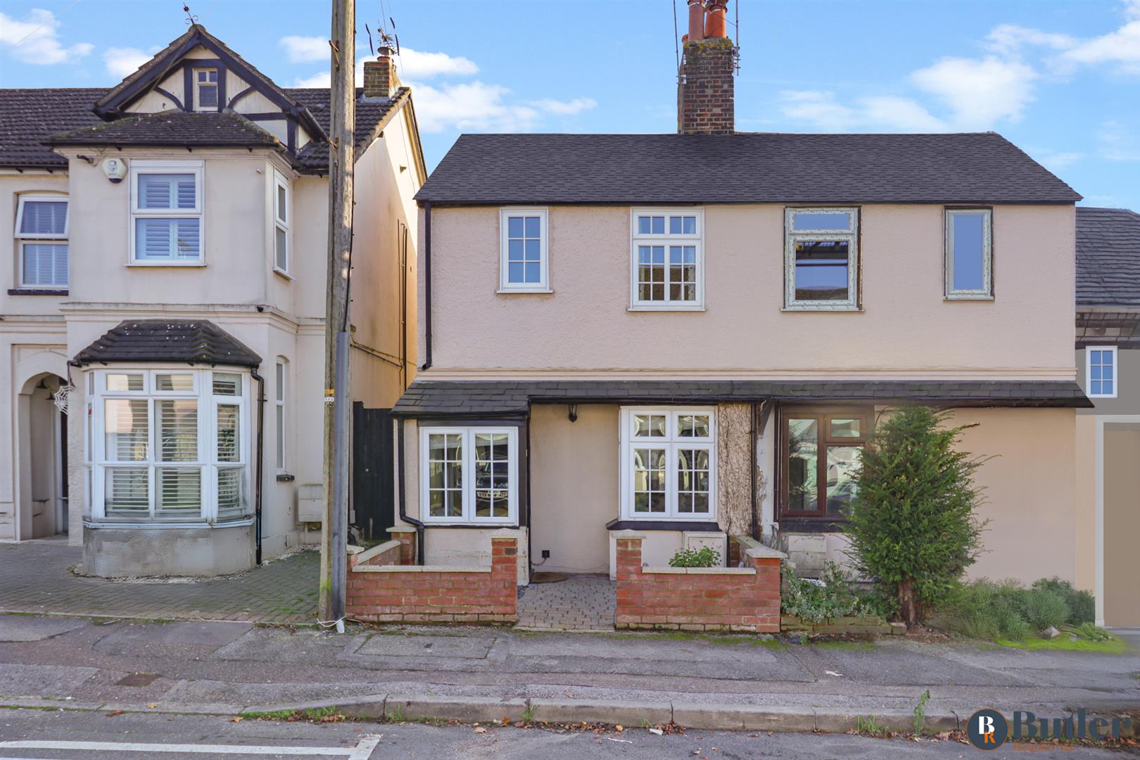 3 bed semi-detached house for sale in Alleyns Road, Stevenage  - Property Image 1