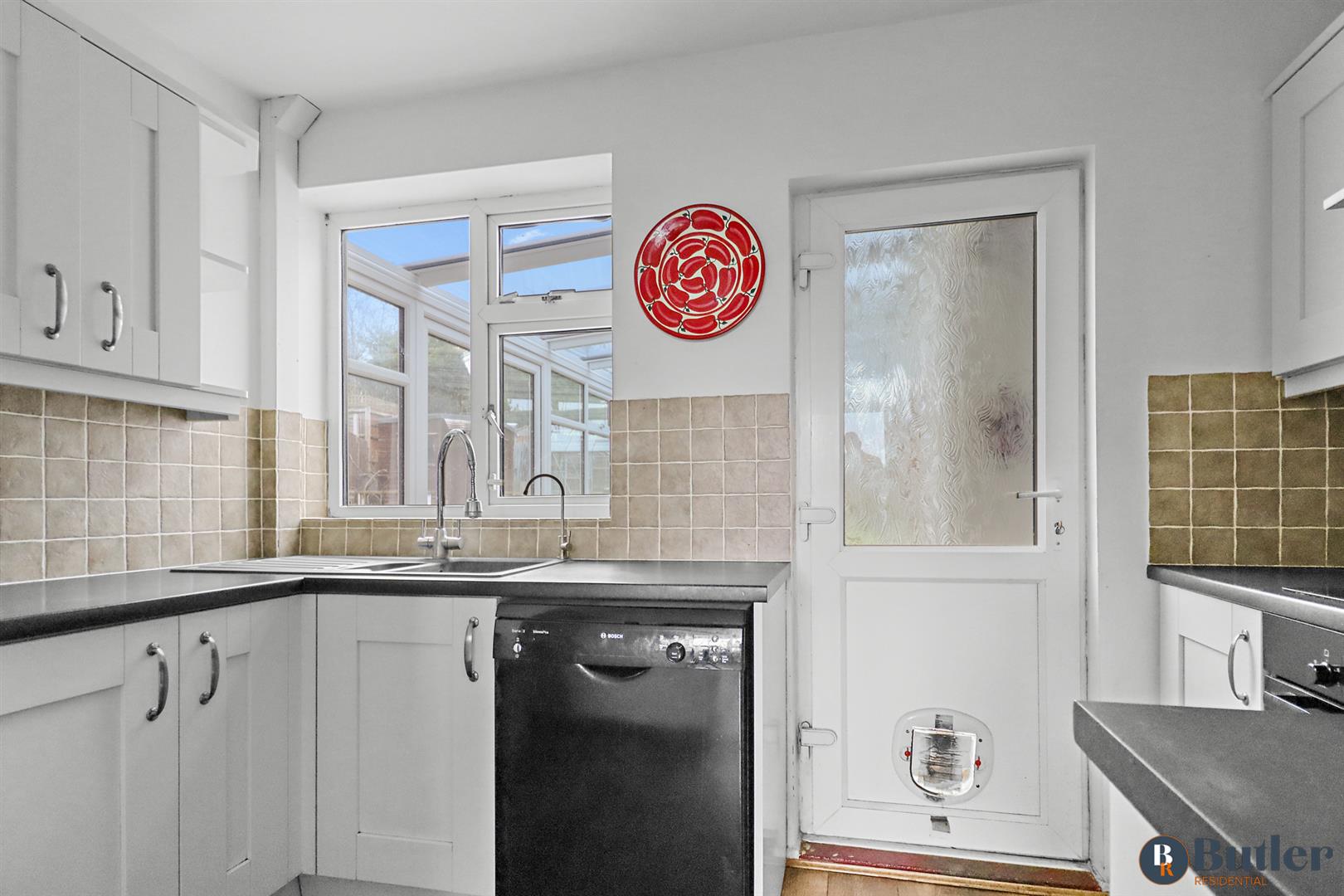 4 bed terraced house for sale in East Close, Hitchin  - Property Image 8