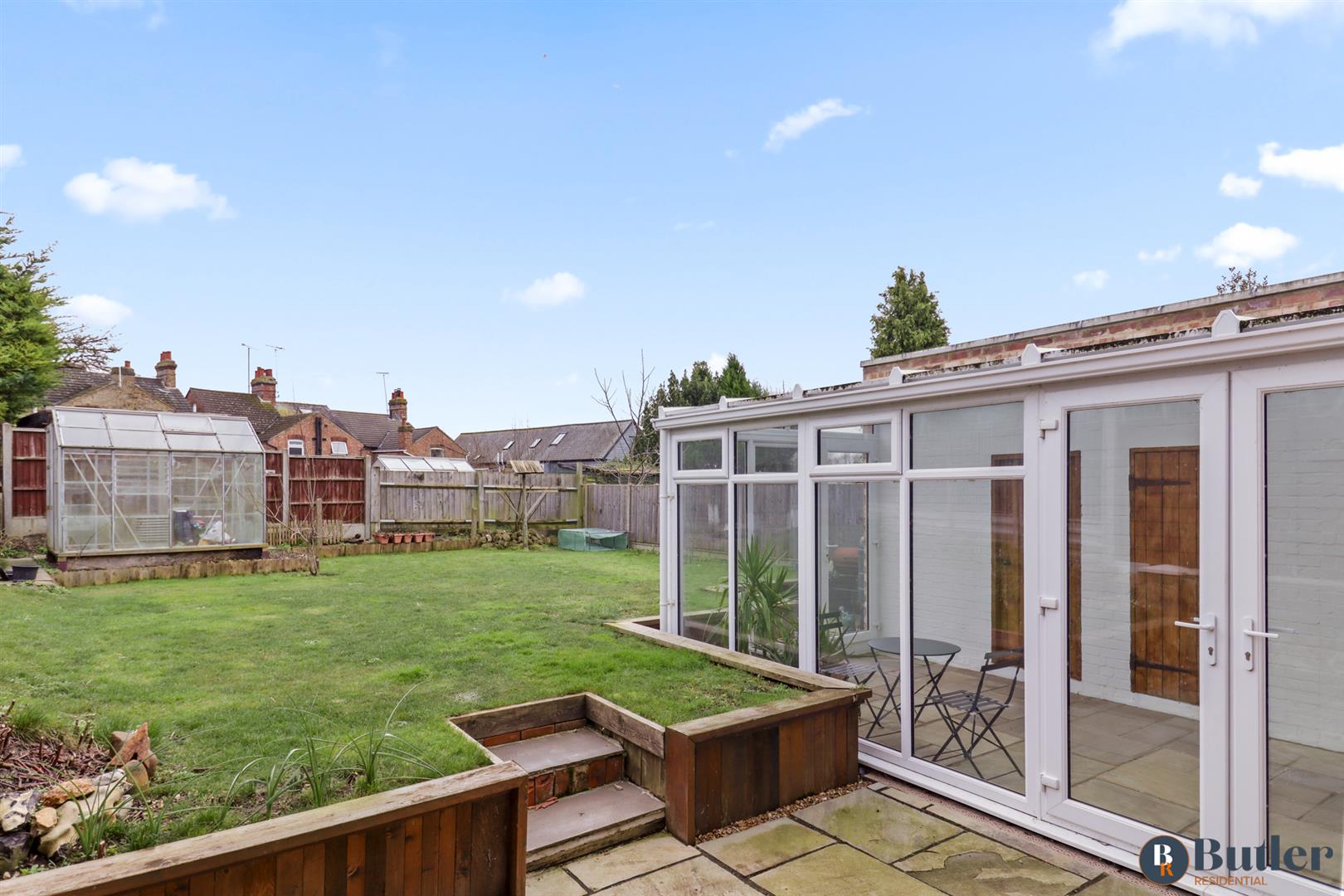 4 bed terraced house for sale in East Close, Hitchin  - Property Image 19