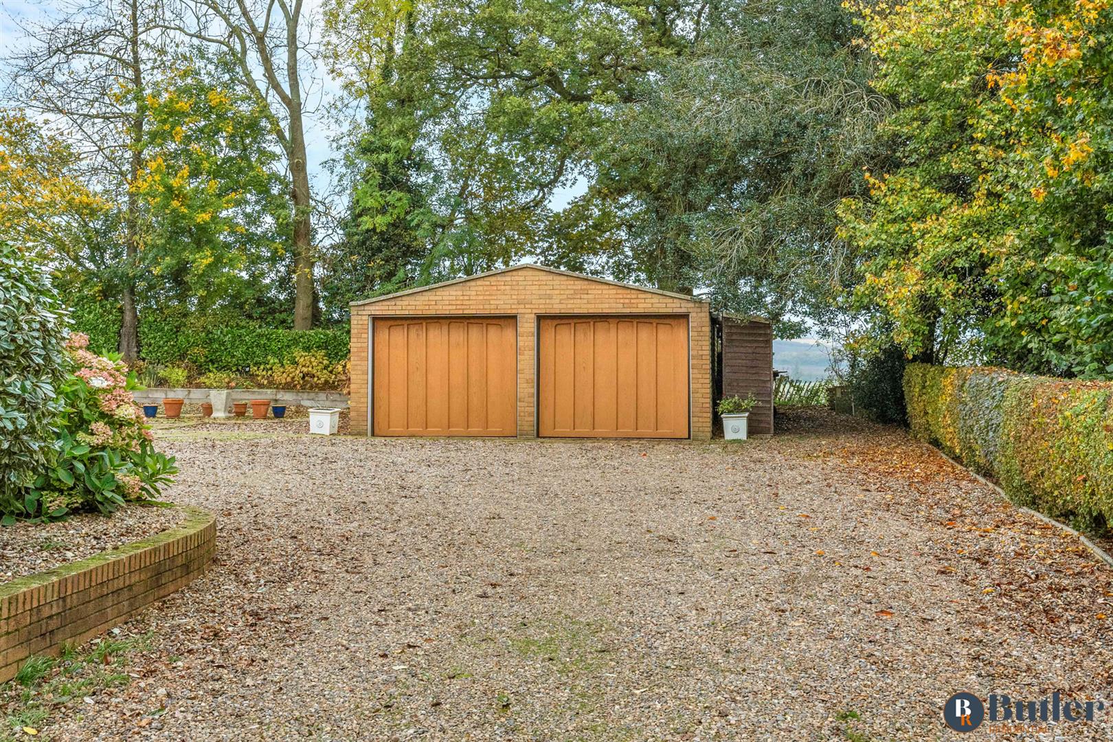 4 bed detached house for sale in Frogmore Hill, Hertford  - Property Image 89