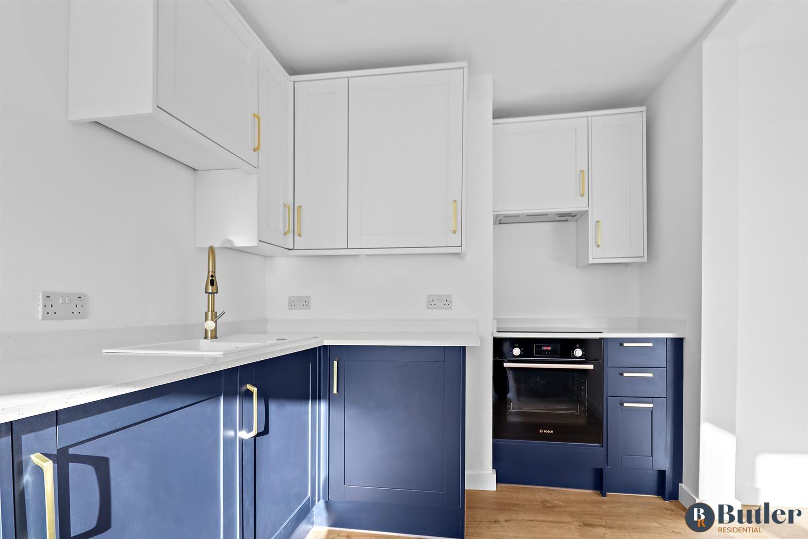 1 bed flat for sale in North Road, Hertford 10