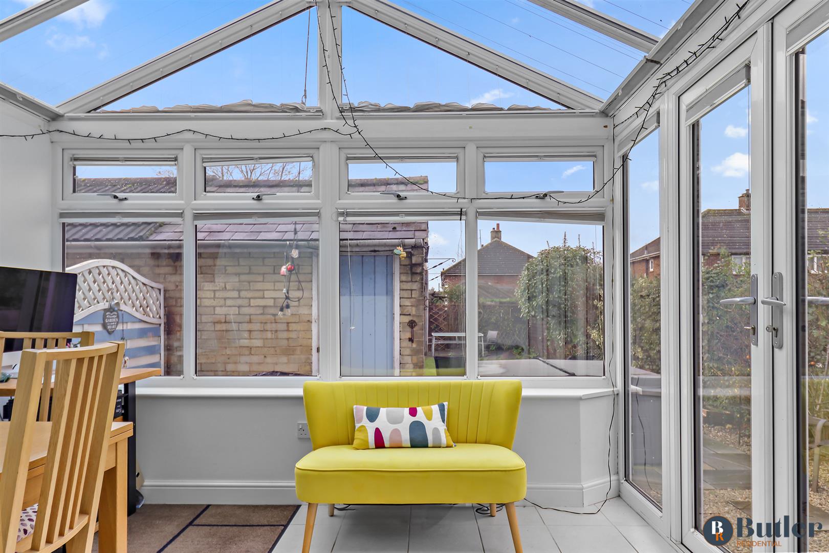 3 bed semi-detached house for sale in Queens Road, Sandy 10