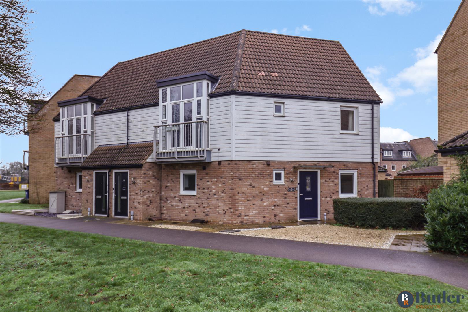 2 bed maisonette for sale in Tortoiseshell Walk, St. Neots  - Property Image 1