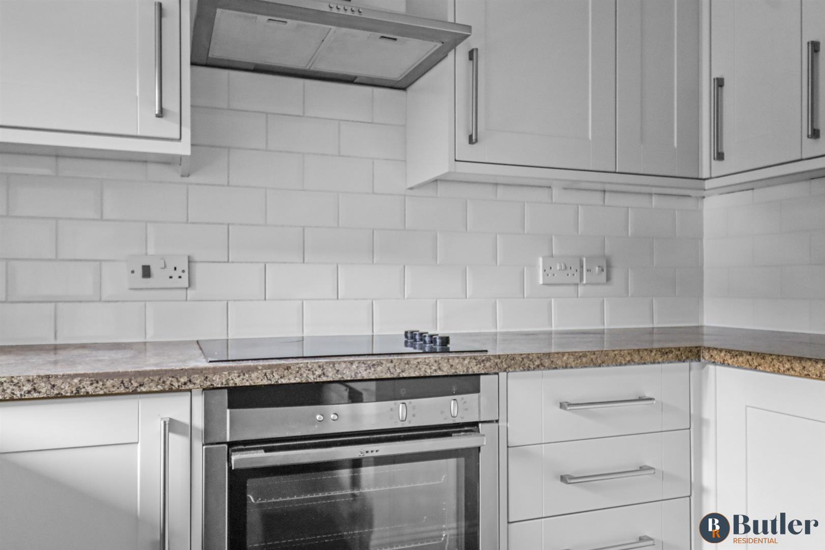 2 bed retirement property for sale in The Mews, Letchworth Garden City 6