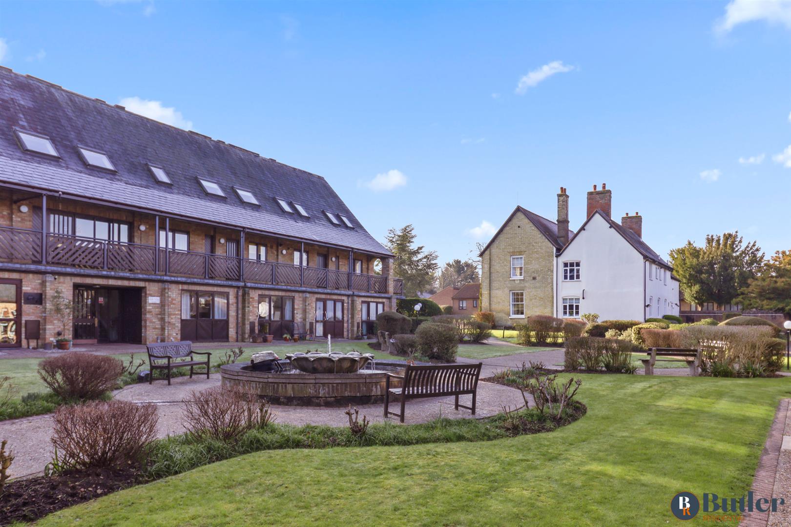 2 bed retirement property for sale in The Mews, Letchworth Garden City 14