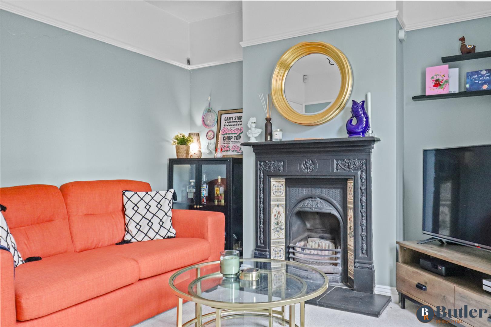 2 bed end of terrace house for sale in Longfield Road, Sandy 5