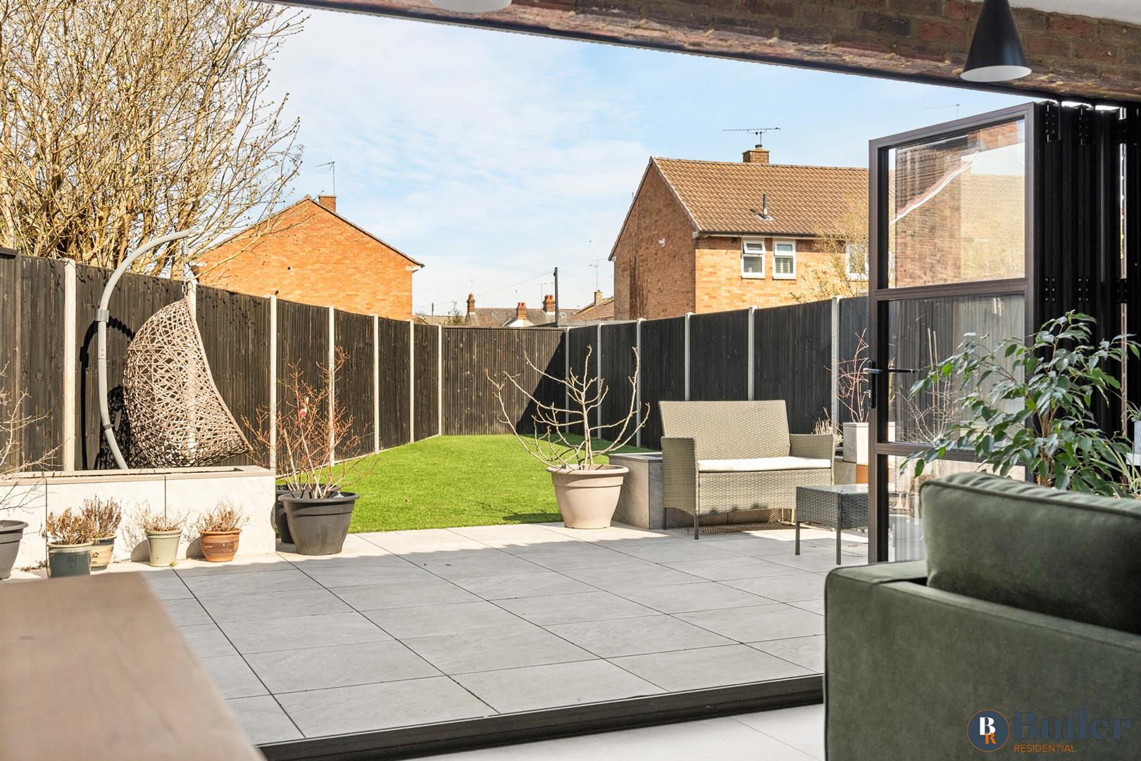 3 bed end of terrace house for sale in Jubilee Road, Stevenage 14