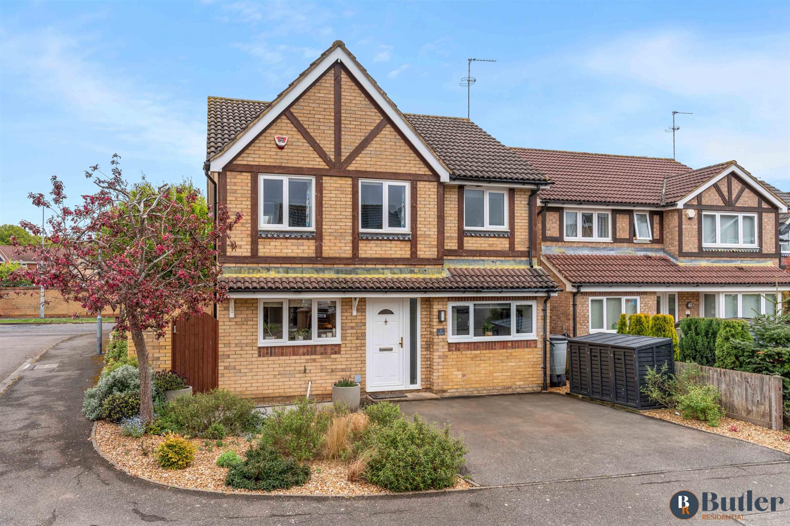 4 bed detached house for sale in Minerva Close, Stevenage  - Property Image 57