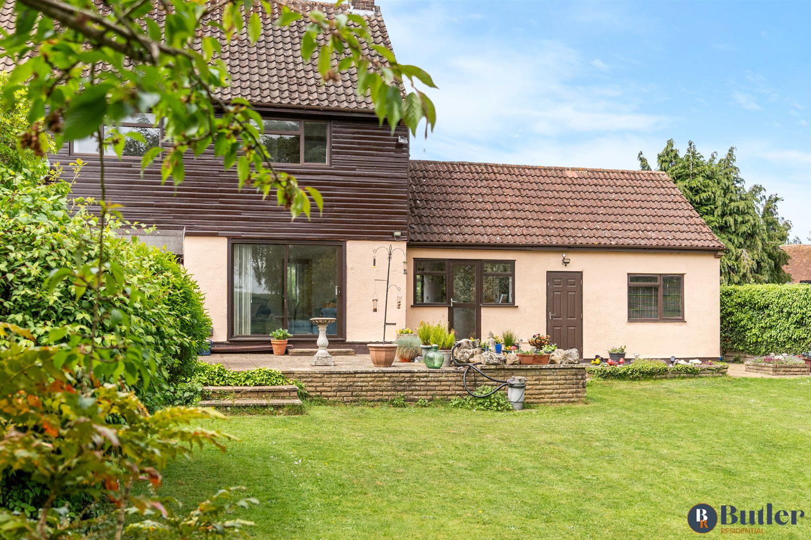 3 bed semi-detached house for sale in Stringers Lane, Aston  - Property Image 45