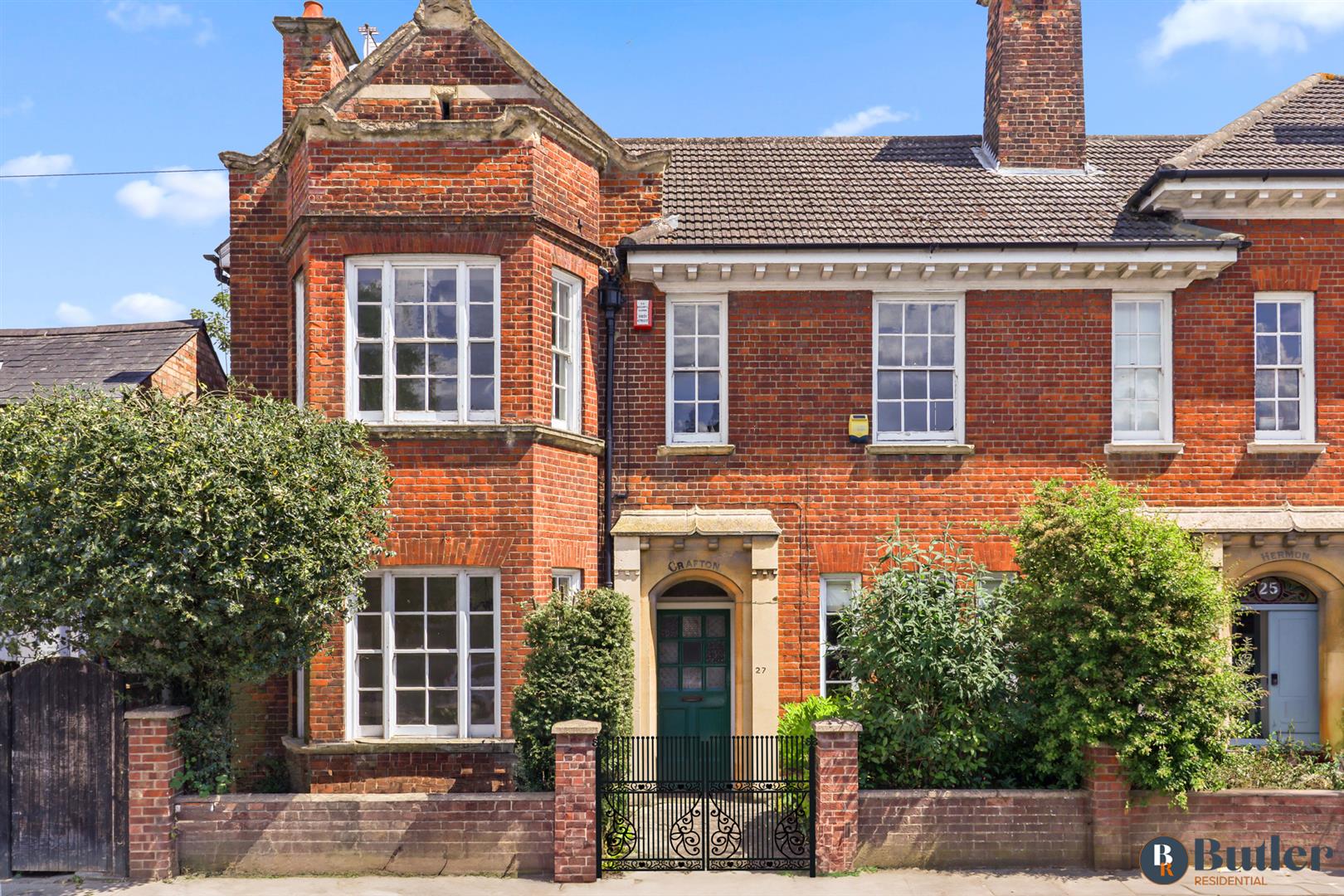 4 bed semi-detached house for sale in Shaftesbury Avenue, Bedford, MK40