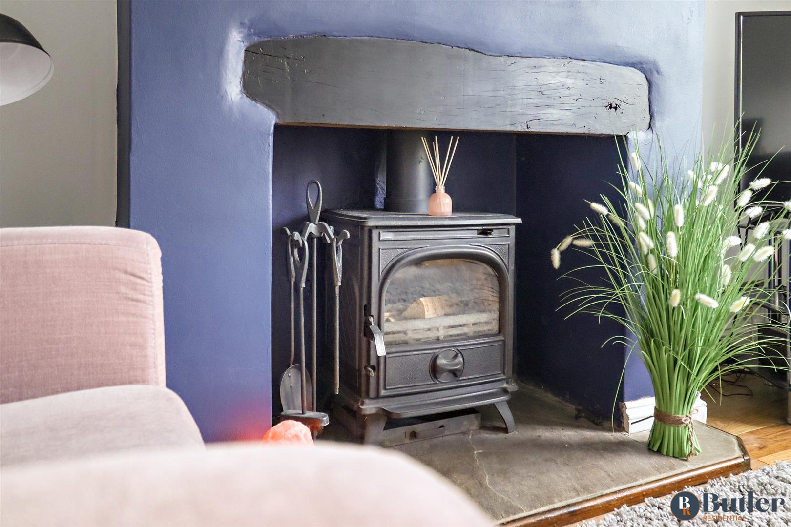 2 bed terraced house for sale in Common Road, Hitchin 3