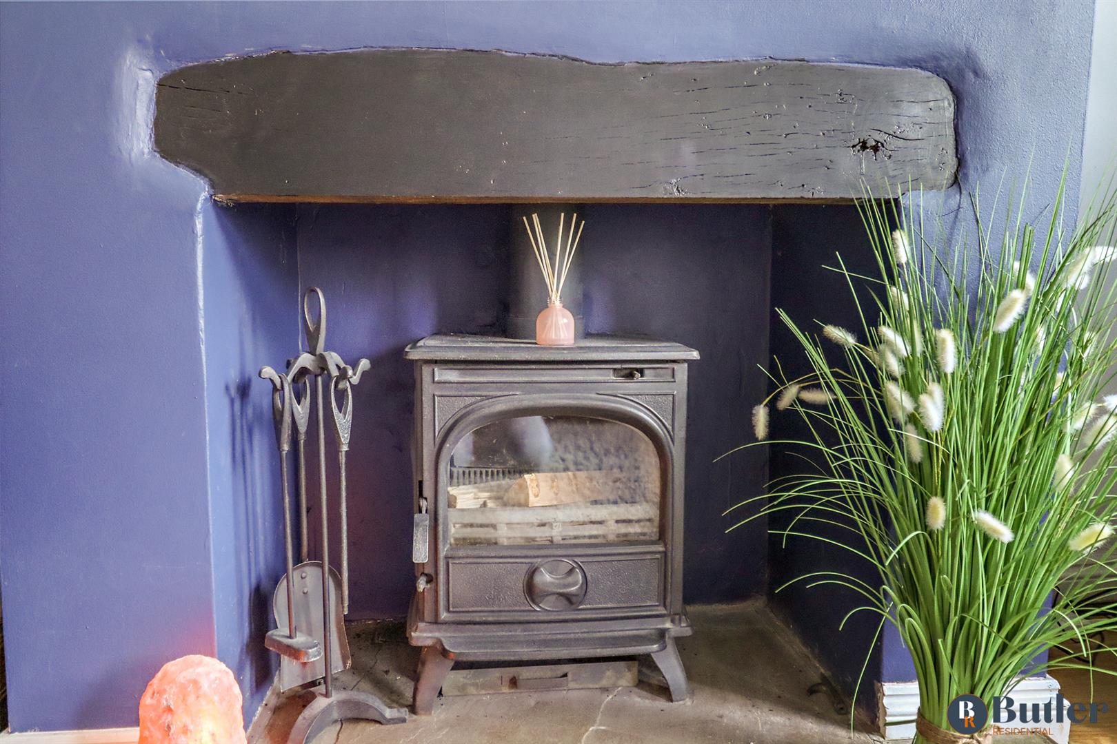 2 bed terraced house for sale in Common Road, Hitchin 4