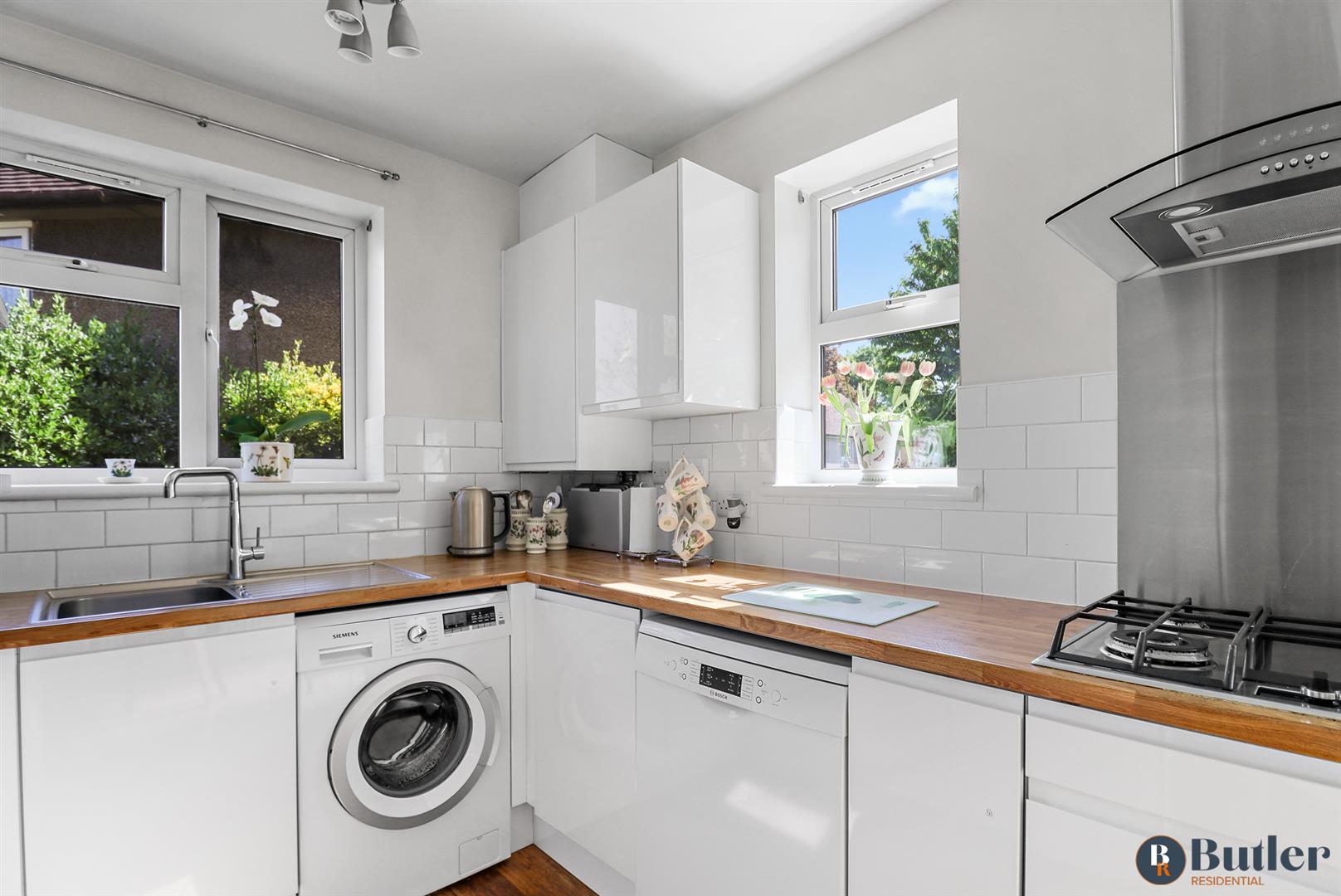 3 bed semi-detached house for sale in Mullway, Letchworth Garden City 7