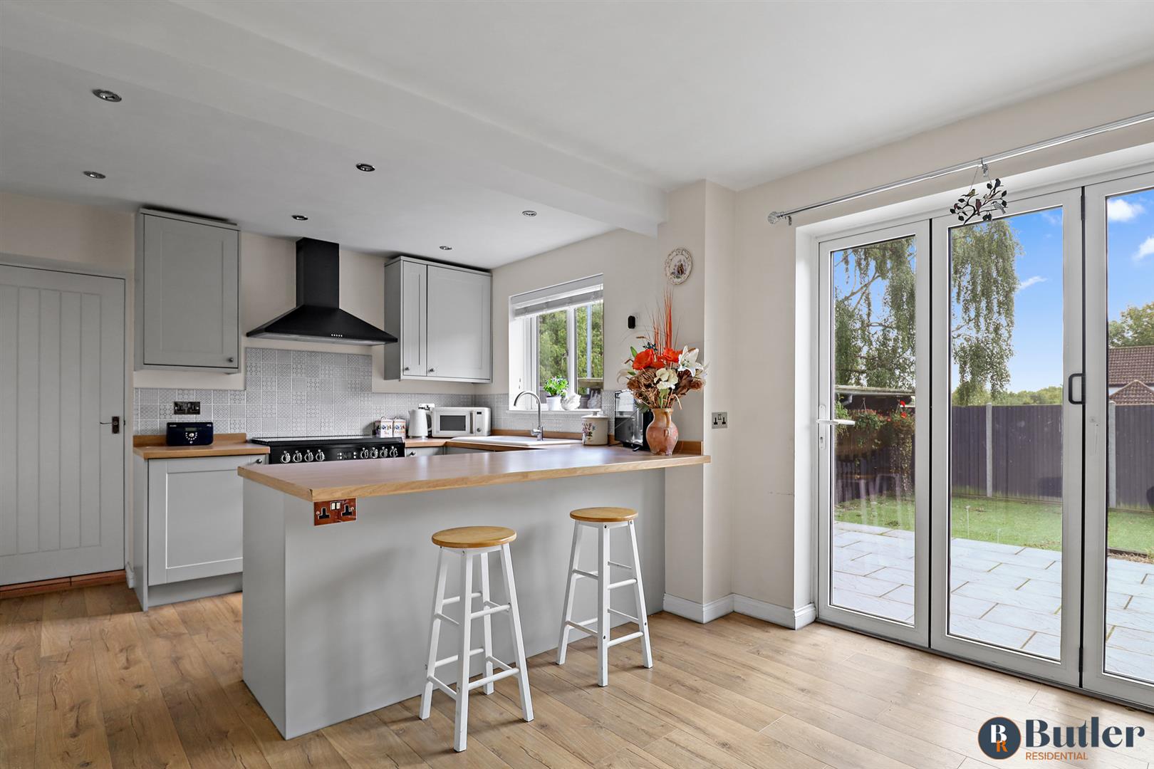 4 bed detached house for sale in Chalkdown, Stevenage 21