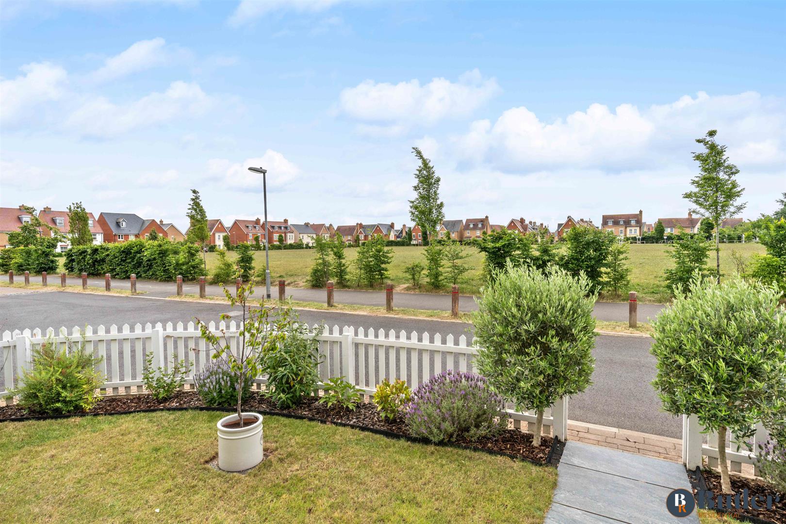 4 bed detached house for sale in Hunt Road, Biggleswade  - Property Image 60