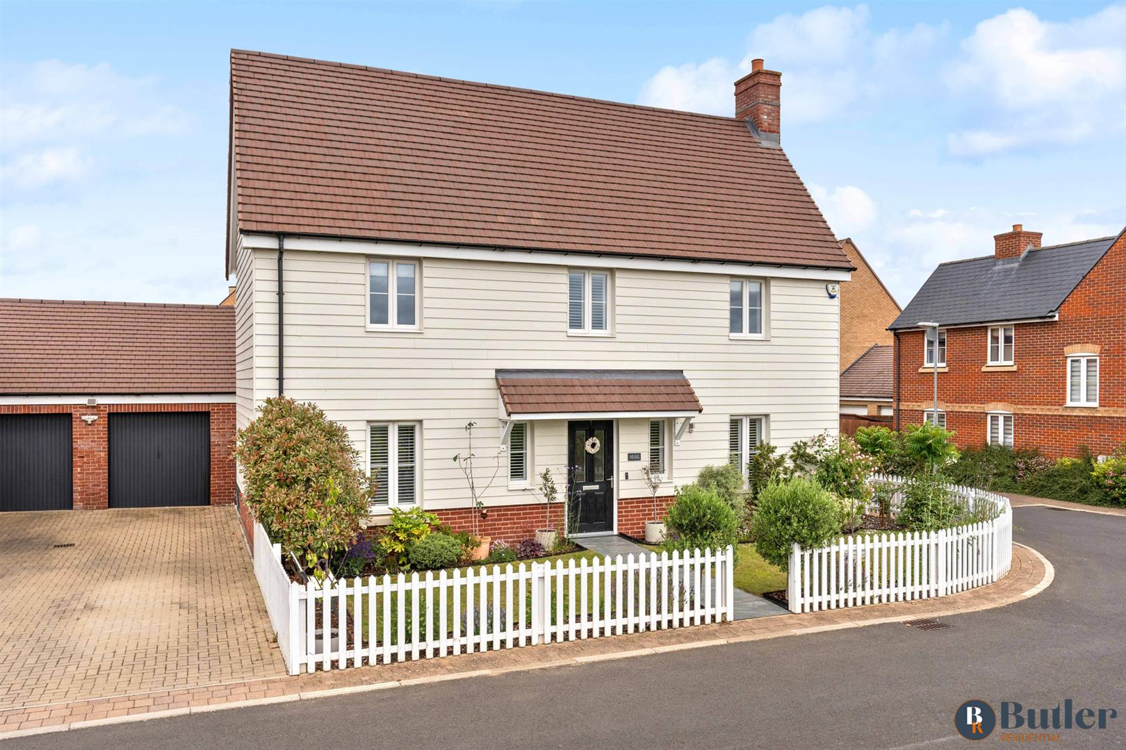4 bed detached house for sale in Hunt Road, Biggleswade  - Property Image 61