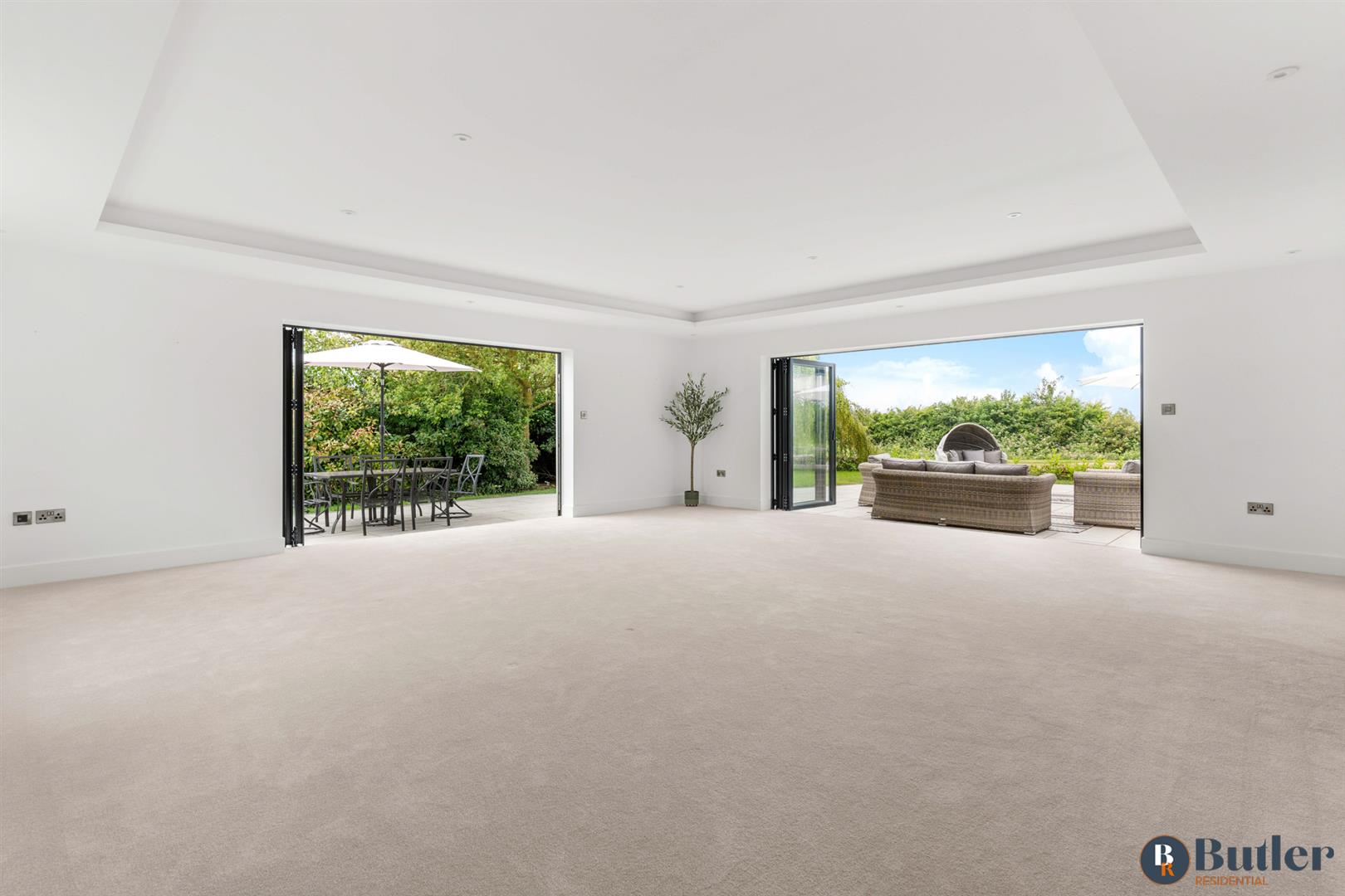 5 bed detached house for sale in Wintringham, St. Neots 32