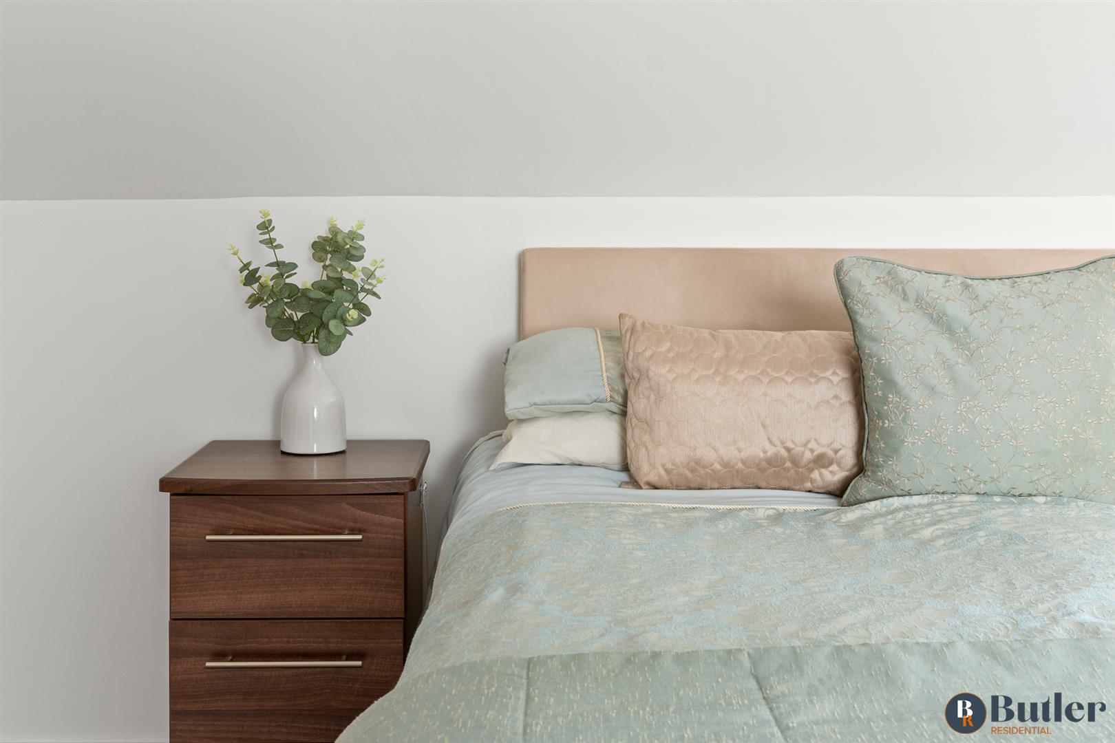 5 bed detached house for sale in Wintringham, St. Neots 86