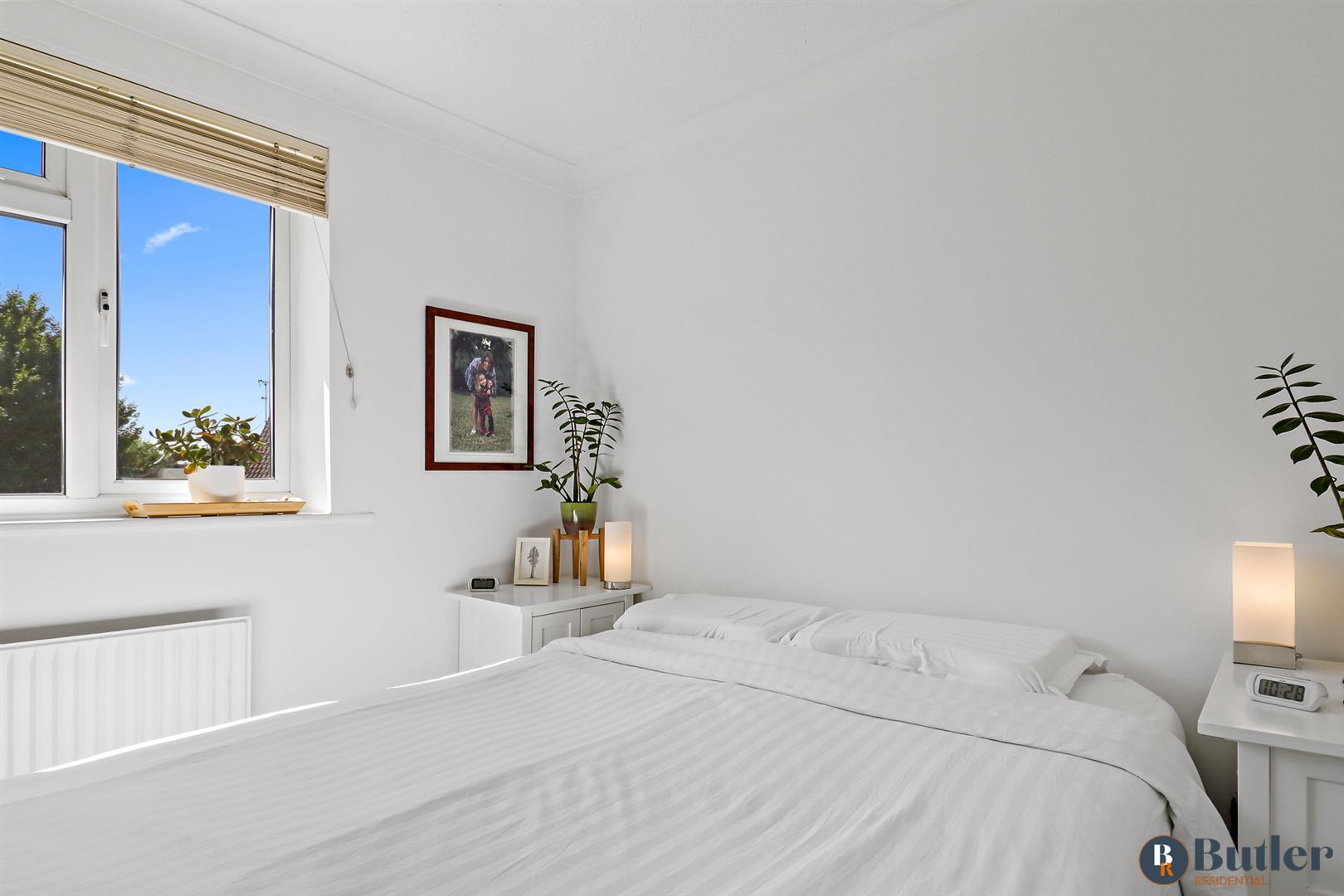 2 bed house for sale in Wheatsheaf Drive, Ware 8