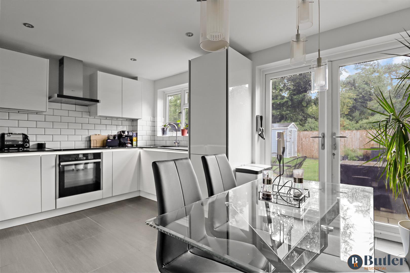 3 bed end of terrace house for sale in Chagny Close, Letchworth Garden City  - Property Image 14
