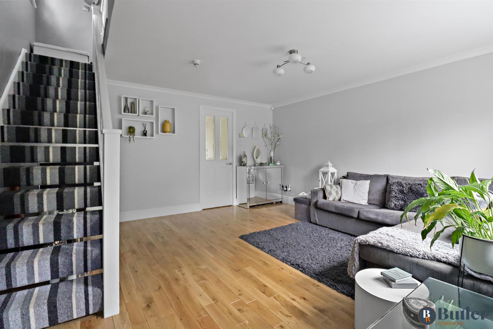 3 bed end of terrace house for sale in Chagny Close, Letchworth Garden City 7