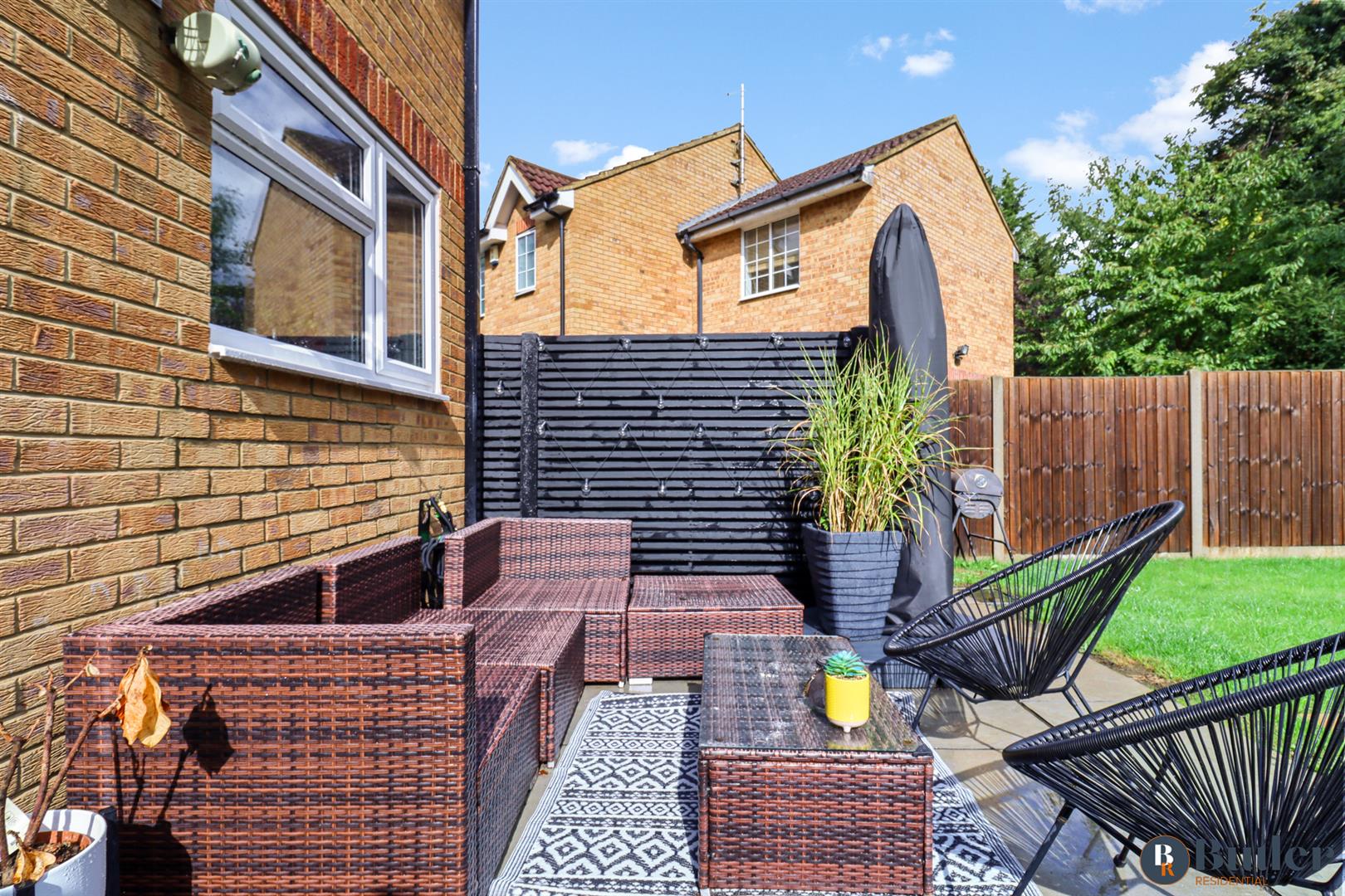 3 bed end of terrace house for sale in Chagny Close, Letchworth Garden City 22
