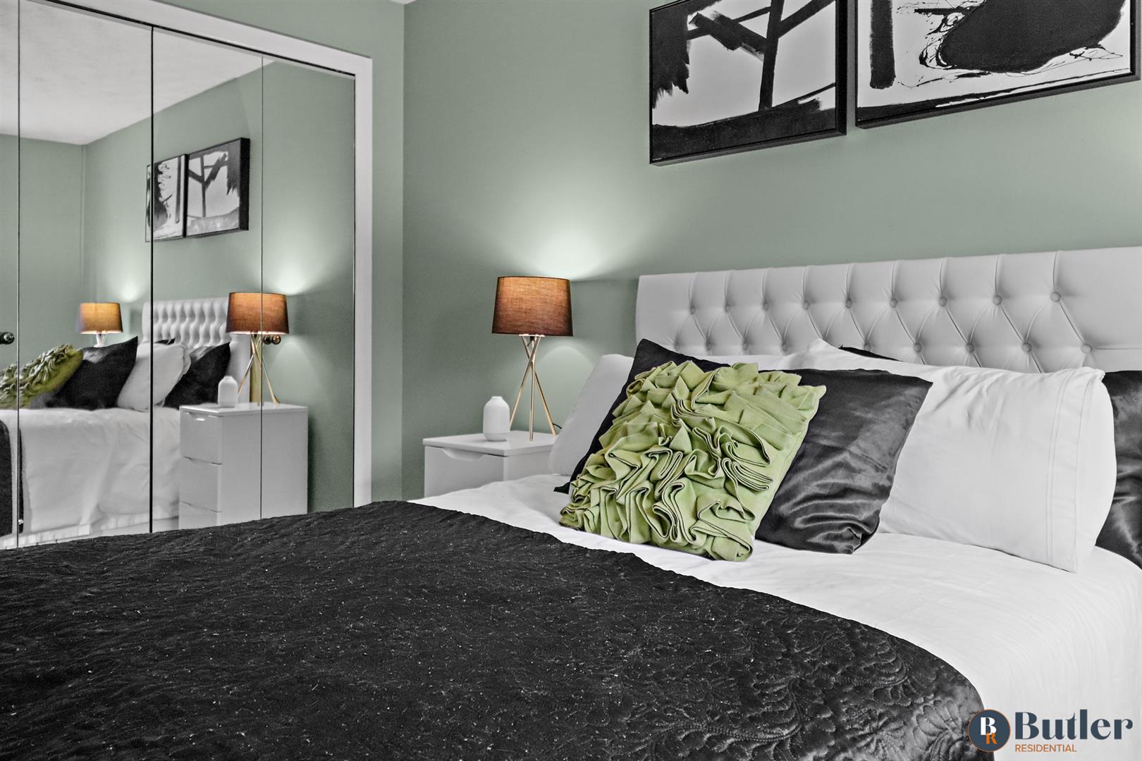 3 bed end of terrace house for sale in Chagny Close, Letchworth Garden City 17